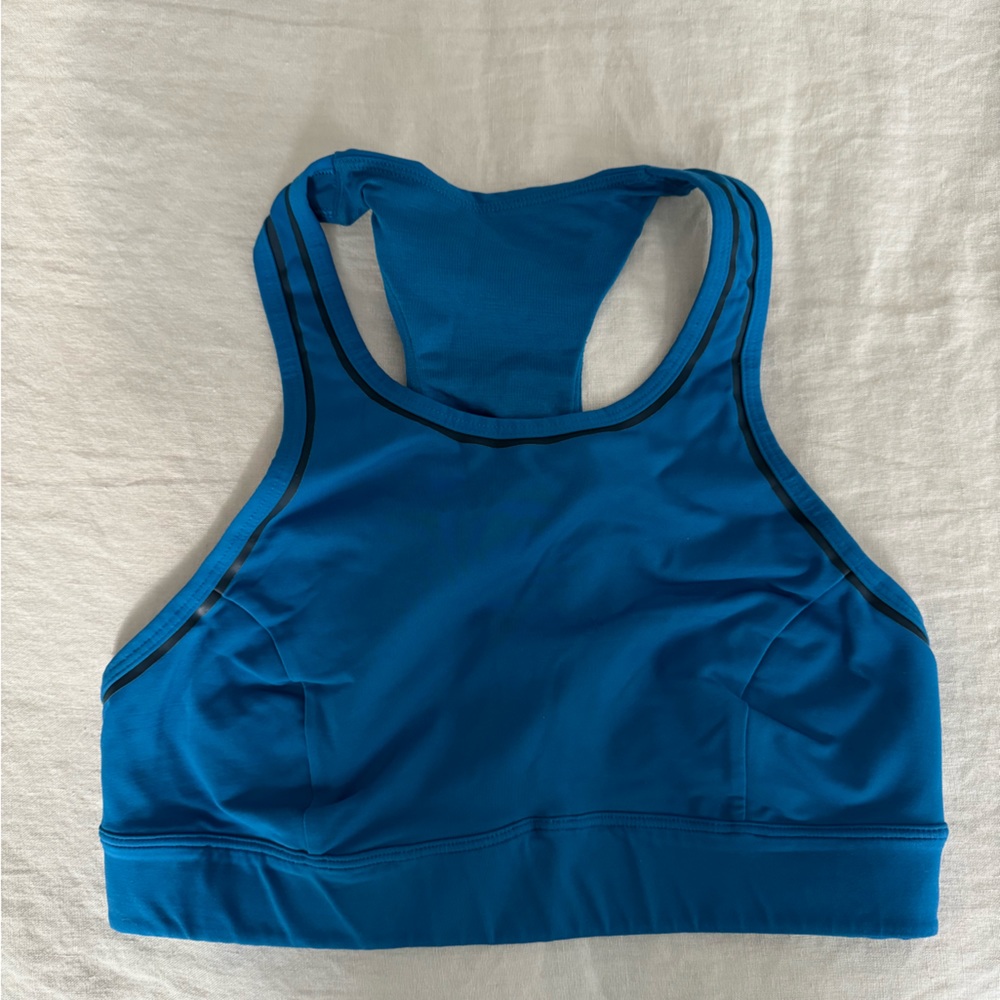 Lululemon High Neck Racerback Bra w/Phone Pocket